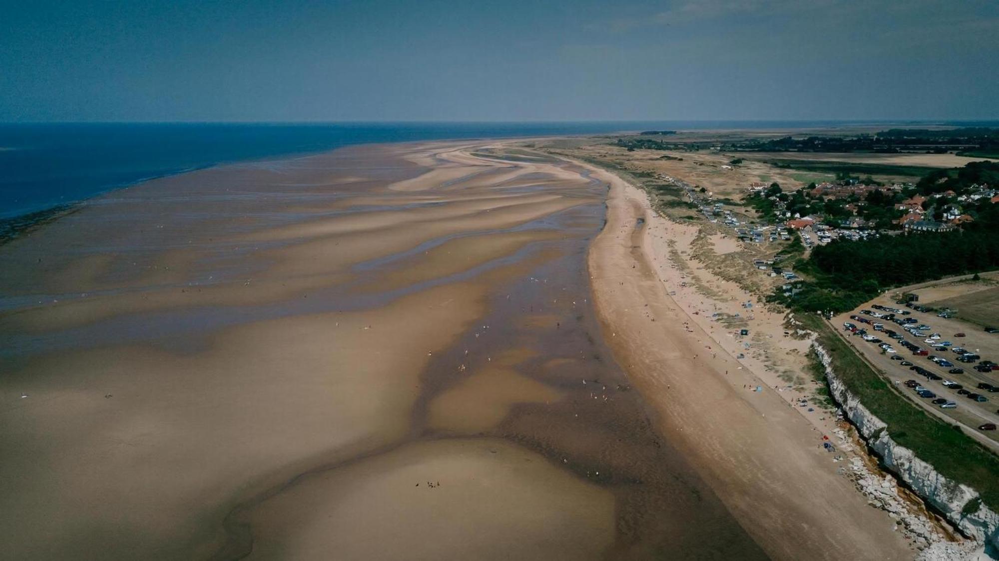 6 Berth Caravan Nearby Hunstanton Beach Front In Norfolk Ref 13019L Экстерьер фото